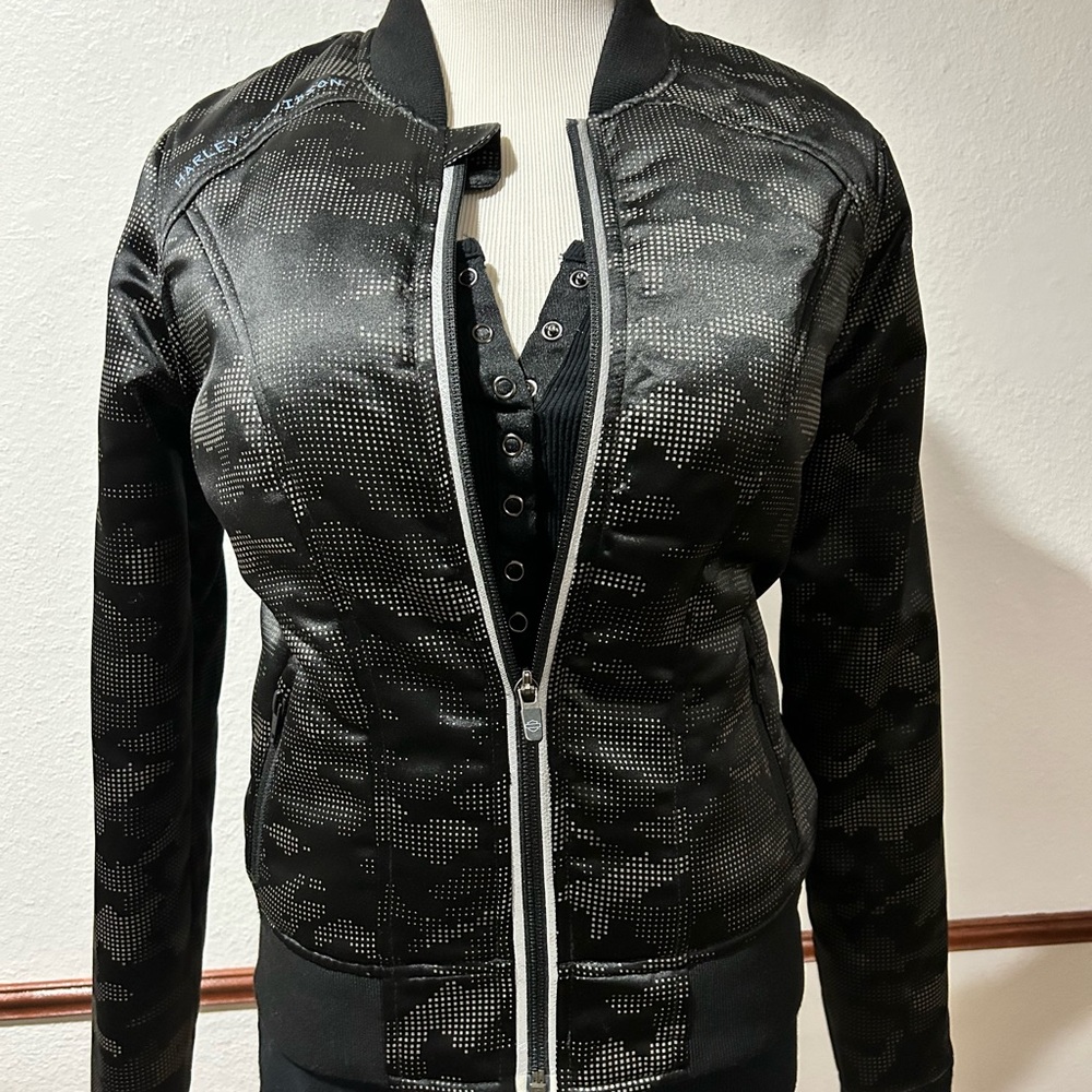 Harley Davidson nylon jacket. New without tags sz S